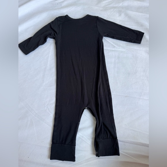 Kate Quinn Organics Set of 2‎ Newborn Bodysuits Snap Bamboo Cotton Black Floral - Picture 12 of 12